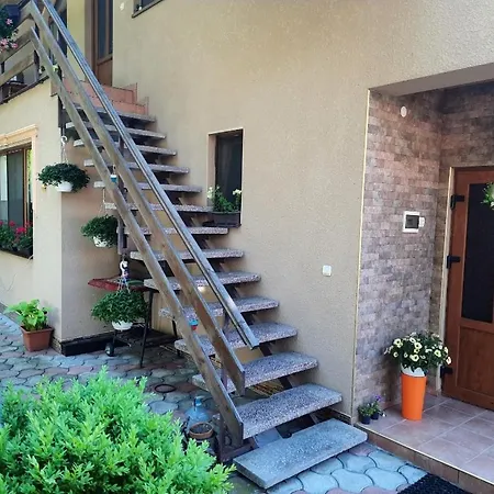 комфортный Деревянный коттедж